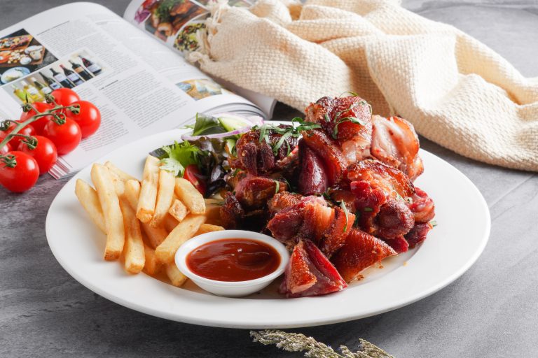 ROASTED PORK KNUCKLE